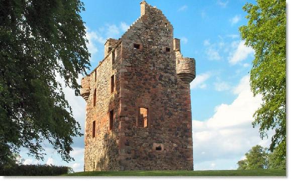 Greenknowe Tower, Borders.